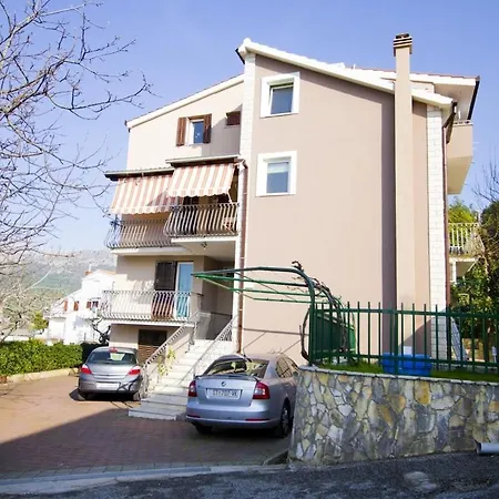 Nylo Apartman