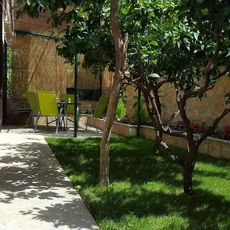 Nylo Apartman